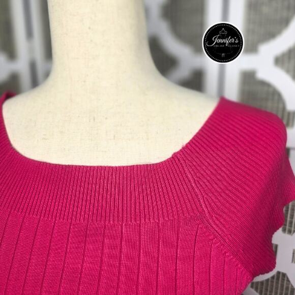 Rafaella Fuchsia Ribbed Boat Neckline and Shoulders Sweater Top Size Medium - Picture 5 of 11